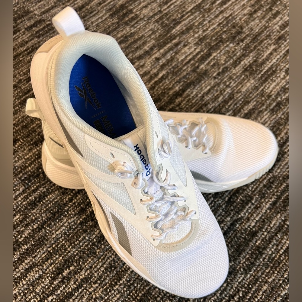 Reebok Nanoflex size 8.5